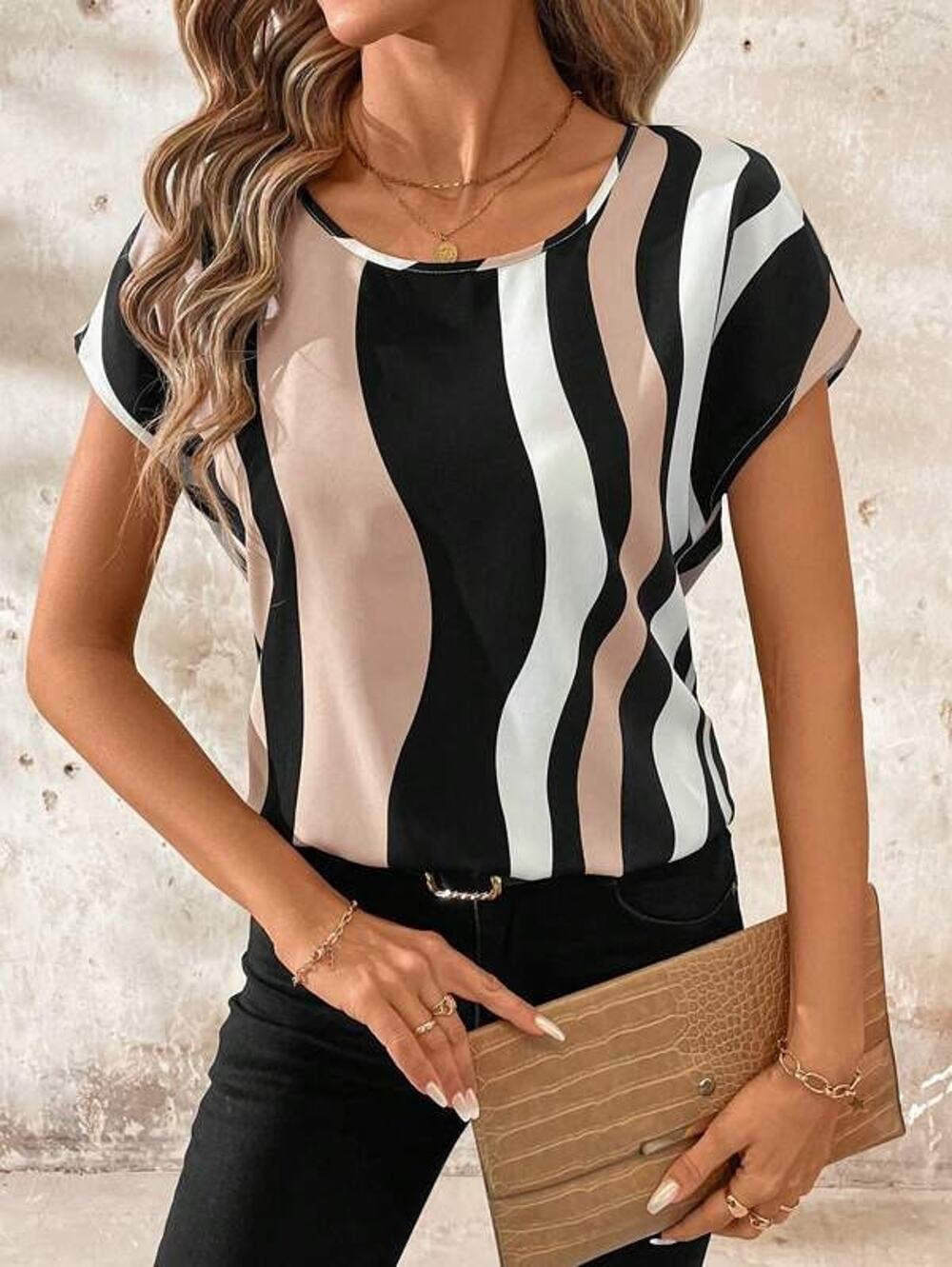 SHEIN Clasi Vertical Stripe Geometric Print Round Neck Blouse - Med